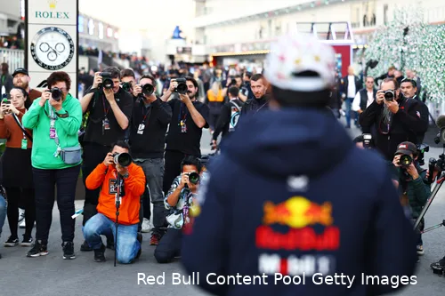 sergio perez las vegas 2024 413 1 fans media