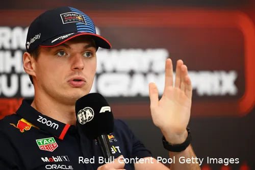 <i>Windsor wijt het taalgebruik van Verstappen aan de media-afdeling van Red Bull.</i>