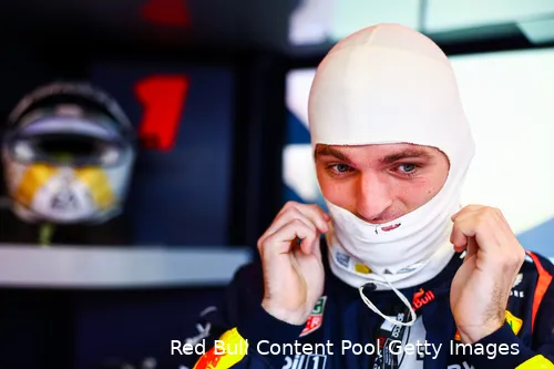 max verstappen helm red bull racing abu dhabi zaterdag helm 13