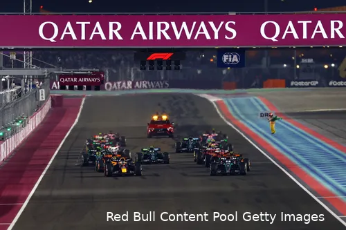 max verstappen lando norris qatar rb20 12 start 35