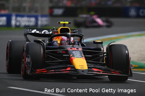 Lawson staat een inhaalrace te wachten.