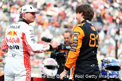 max verstappen poleposition red bull racing 2025 japan oscar piastri