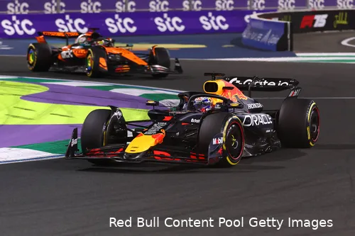 red bull racing max verstappen mclaren oscar piastri gp saoedi arabie 2025 zondag 2