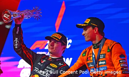 red bull racing max verstappen mclaren oscar piastri gp saoedi arabie 2025 zondag 2
