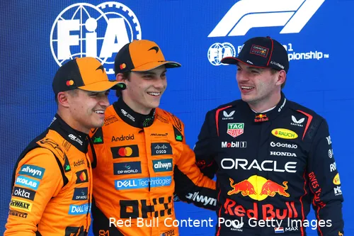 max verstappen red bull racing gp spanje 2025 zaterdag kwalificatie mclaren lando norris oscar piastri 2