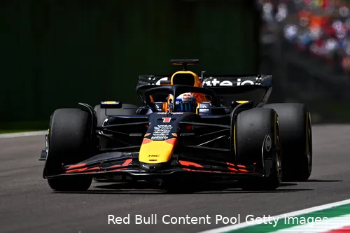 Verstappen had het in VT3, vooral op de mediumband, een stuk meer naar zijn zin.