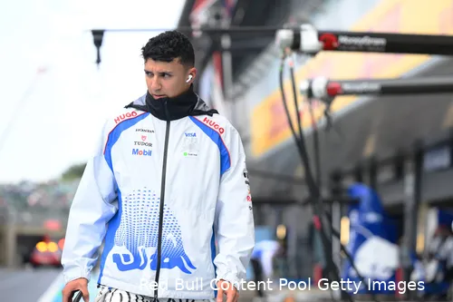 isack hadjar visa cash app racing bulls gp groot brittannie 2025 2