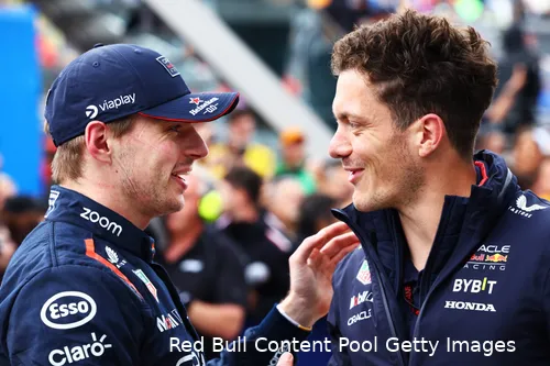 max-verstappen-stephen-knowles-redbullracing