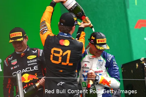 red-bull-racing-max-verstappen-visa-cash-app-racing-bulls-isack-hadjar-oscar-piastri-mclaren-gp-nederland-2025-zondag-podium-8