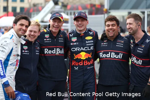 max-verstappen-red-bull-racing-gp-azerbeidzjan-2025-zaterdag-carlos-sainz-williams-7