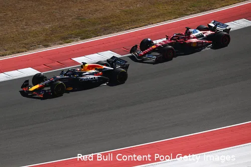 charles-leclerc-ferrari-max-verstappen-red-bull-racing-cota-zondag-2025