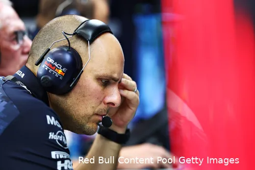 gianpiero-lambiase-red-bull-racing-vrijdag-singapore-2025