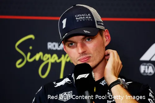 max-verstappen-red-bull-racing-gp-singapore-2025-zaterdag-persconferentie-2