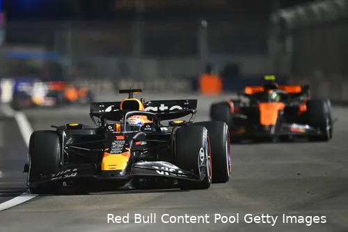 max-verstappen-red-bull-racing-gp-singapore-2025-zondag