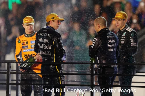 gianpiero-lambiase-red-bull-racing-gp-las-vegas-2025-zondag-max-verstappen-mercedes-george-russell-lando-norris-mclaren