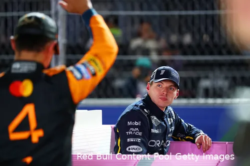 max-verstappen-red-bull-racing-gp-las-vegas-2025-zondag-lando-norris-mclaren