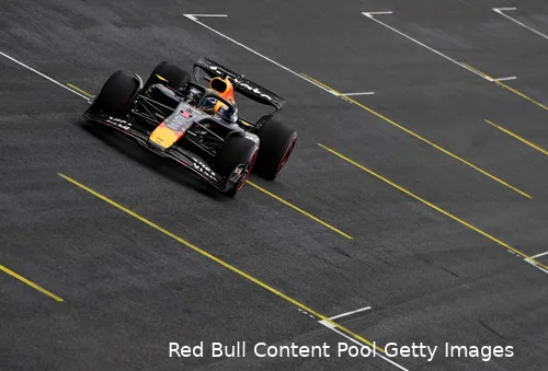 max-verstappen-red-bull-racing-gp-sao-paulo-2025-zaterdag-16