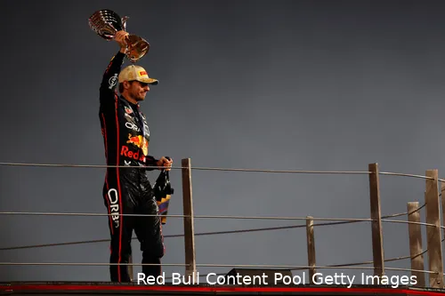 max-verstappen-red-bull-racing-gp-abu-dhabi-2025-zondag-17