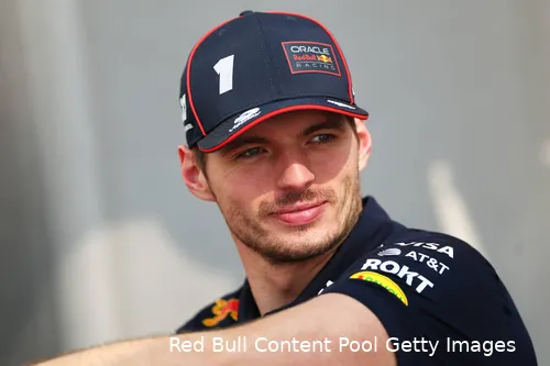 max-verstappen-zaterdag-abu-dhabi-red-bull-racing-2025