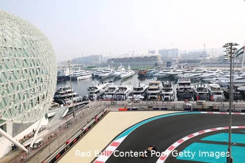 yuki-tsunoda-red-bull-racing-2025-gp-abu-dhabi-zaterdag-11