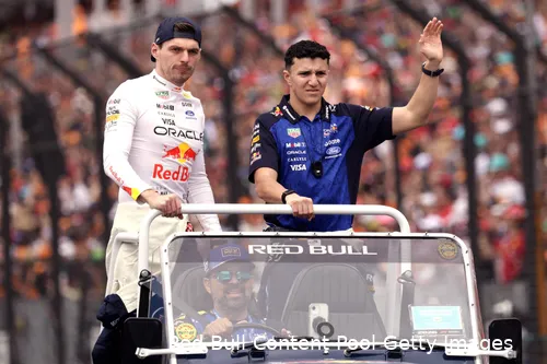 red-bull-racing-isack-hadjar-max-verstappen-gp-australie-zondag-2026