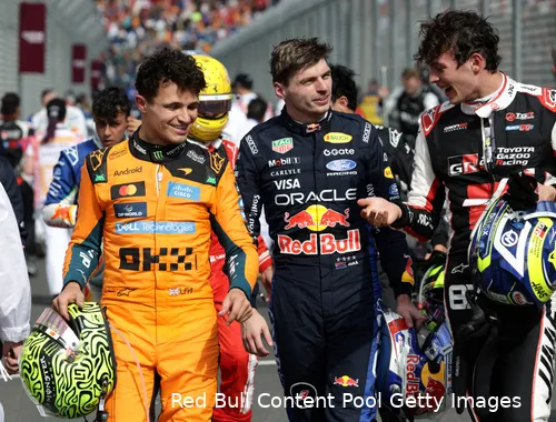 red-bull-racing-max-verstappen-gp-australie-zondag-2026-oliver-bearman-haas-mclaren-lando-norris