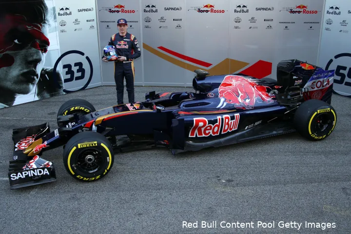 Max Verstappen met zijn STR11 van Toro Rosso in 2016, voordat hij overstapte naar Red Bull Racing