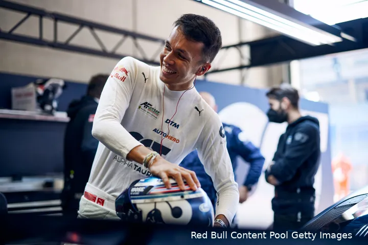 Albon vertoefde een jaar in de DTM voordat hij terugkeerde in de F1. (Foto: Red Bull Content Pool/Getty Images)