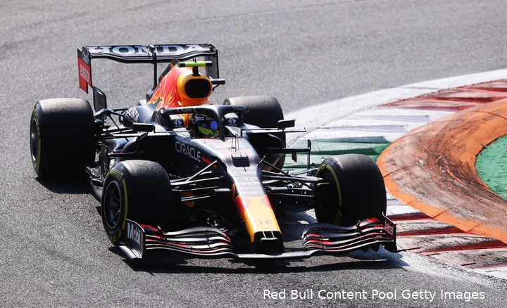 Platte achtervleugel Red Bull op Monza.