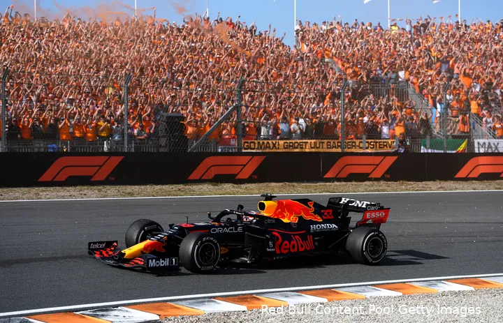 De uitstoot van de auto's tijdens de GP zou maar 1% bedragen van de totale uitstoot van het evenement.