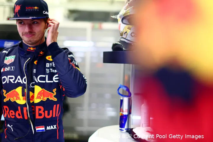 Max Verstappen moest te voet terug naar de Red Bull Racing-garage na een ongelukkige uitvalbeurt in Melbourne. (Foto: Red Bull Content Pool/Getty Images)