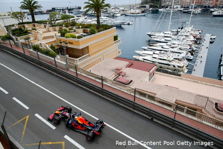 <i>Monaco was heel het weekend zonnig, maar regenval is tijdens de Grand Prix niet uitgesloten.</i>