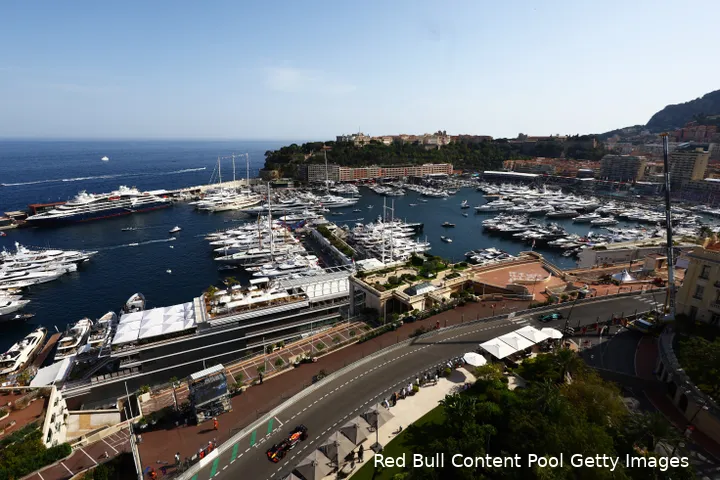 Het circuit door de straten van Monaco moet ook vrezen voor haar plek.