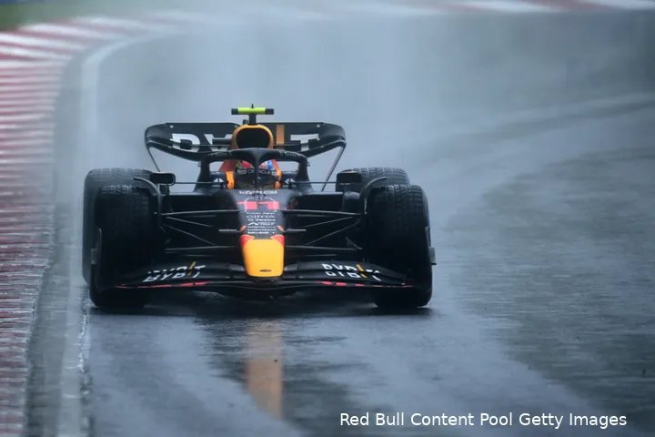 <i>De crash van Sergio Pérez leverde hem een blessure aan zijn nek op. (Foto: Red Bull Content Pool)</i>