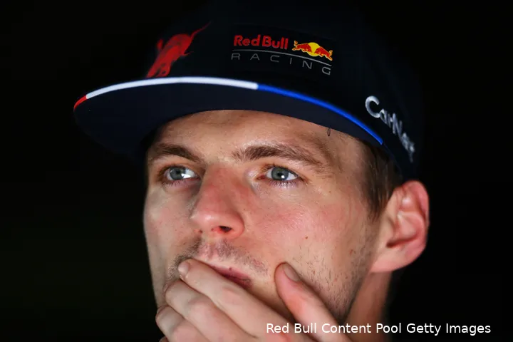 Verstappen
op het Baku City Circuit van Azerbeidzjan 2022, na afloop van de kwalificatie (Foto:
Red Bull Content Pool / Getty Images)
