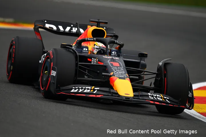 <i>Max Verstappen kende een goede vrijdag, maar zondag zal hij aan een inhaalrace moeten beginnen. (Foto: Red Bull Content Pool)</i>
