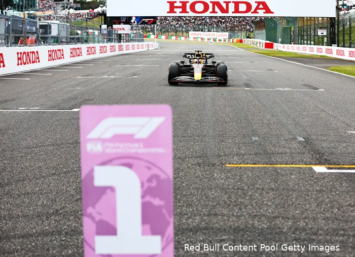 Max
Verstappen, poleposition voor de Grand Prix van Japan, Suzuka International
Racing Course, 2022 (Foto: Red Bull Content Pool / Getty Images)
