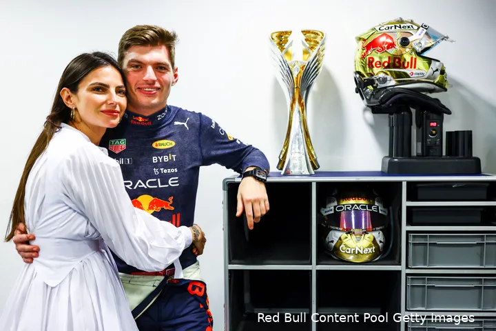 kelly piquet max verstappen red bull racing f1 gp abu dhabi 2022