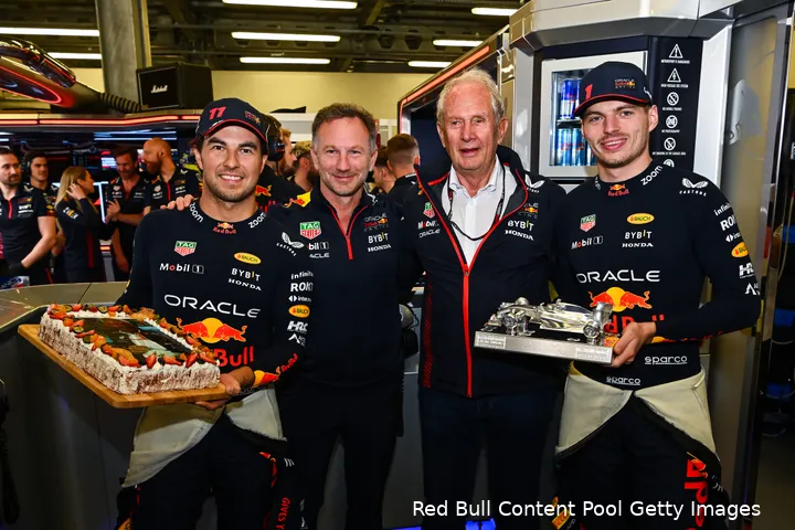 <i>Afbeelding 1. De 80-jarige Helmut Marko kreeg het perfecte verjaardagscadeau (Bron:&nbsp;Red Bull Content Pool / Getty Images).&nbsp;</i>