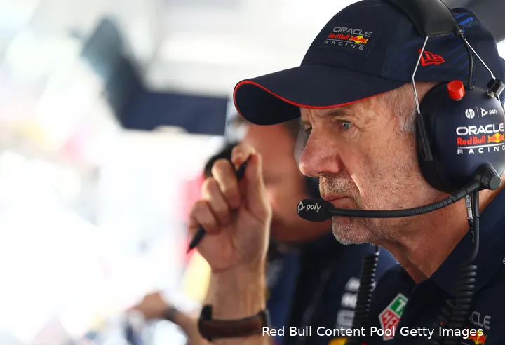 De pitmuur van Red Bull Racing, niet onder de indruk van Pérez, kwalificatie GP Spanje 2023.<br>