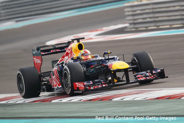 Robin Frijns in actie in de RB8, tijdens zijn veelbesproken test na afloop van het 2012-seizoen.
