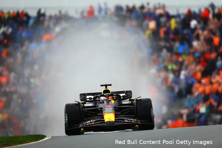 De regen zorgde voor een rommelige tweede vrije training op Zandvoort. (Foto: Red Bull Content Pool/Getty Images)
