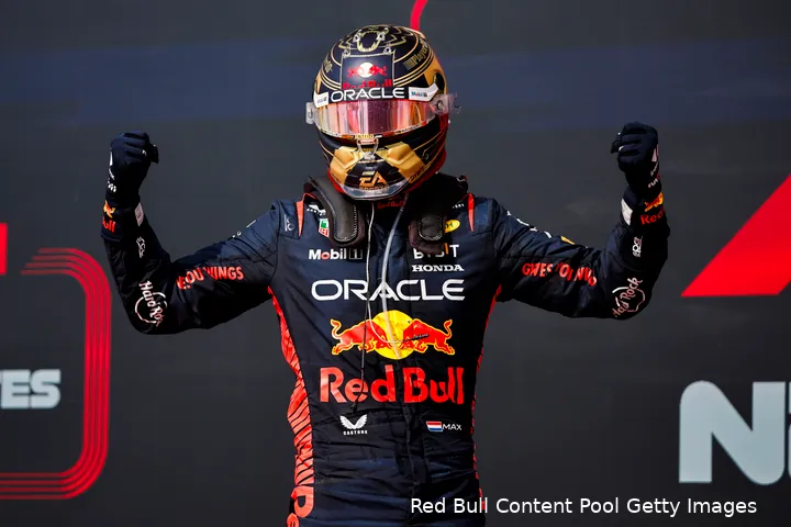 verstappen rb19 cota 2023