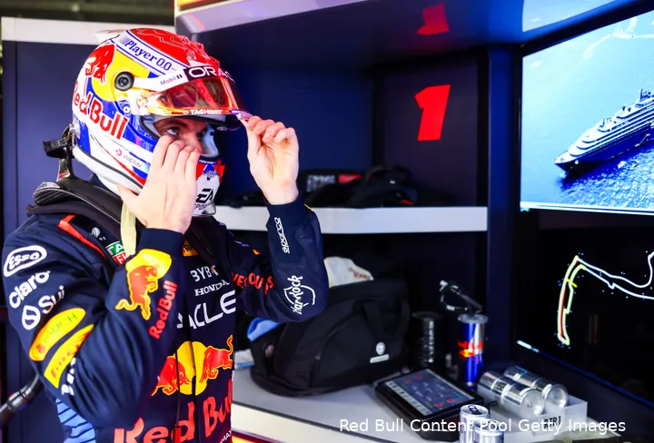 Verstappen had het niet zo makkelijk tijdens de eerste sessies in Monaco. (Foto: Red Bull Content Pool/Getty Images).