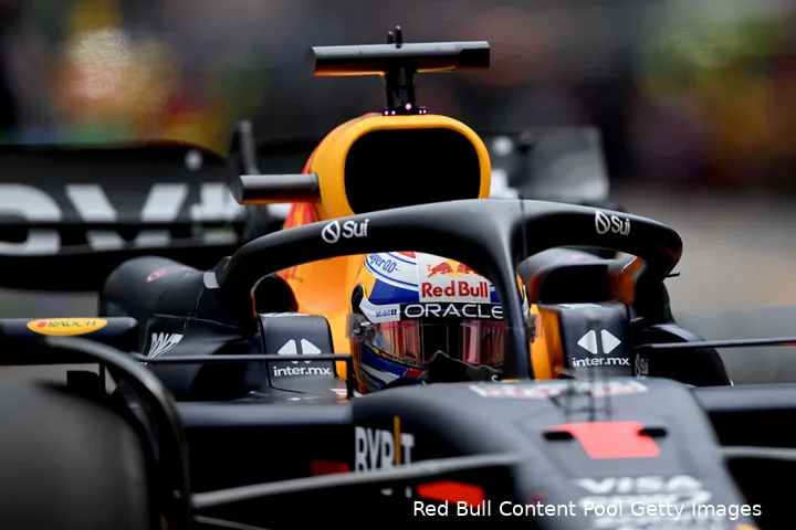 Verstappen wil het liefst gewoon racen. (Foto: Red Bull Content Pool/Getty Images).