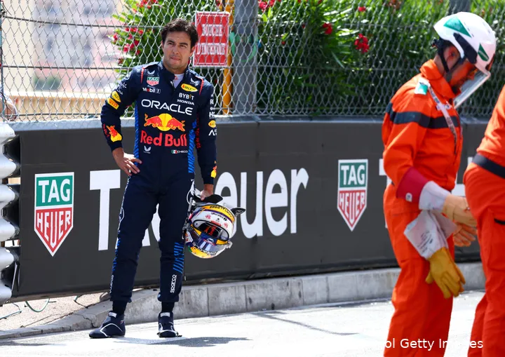 sergio perez red bull racing crash monaco 13