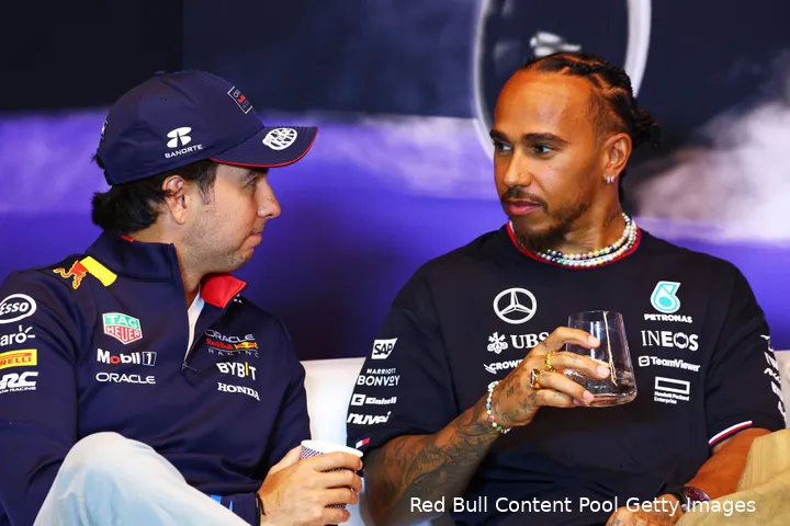 Pérez en Hamilton moeten één en ander ophelderen.