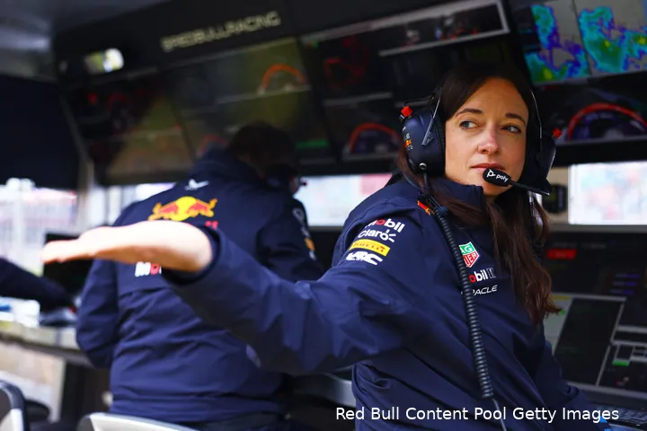 hannah schmitz red bull racing 2