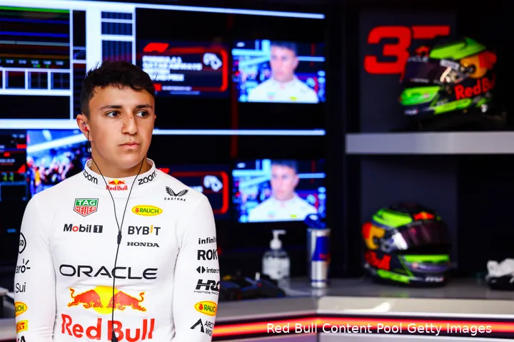 isack hadjar red bull racing groot brittannie vrijdag 2024 4