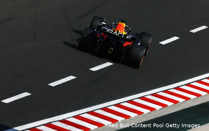 max verstappen racedag hongarije 2024 redbullracing
